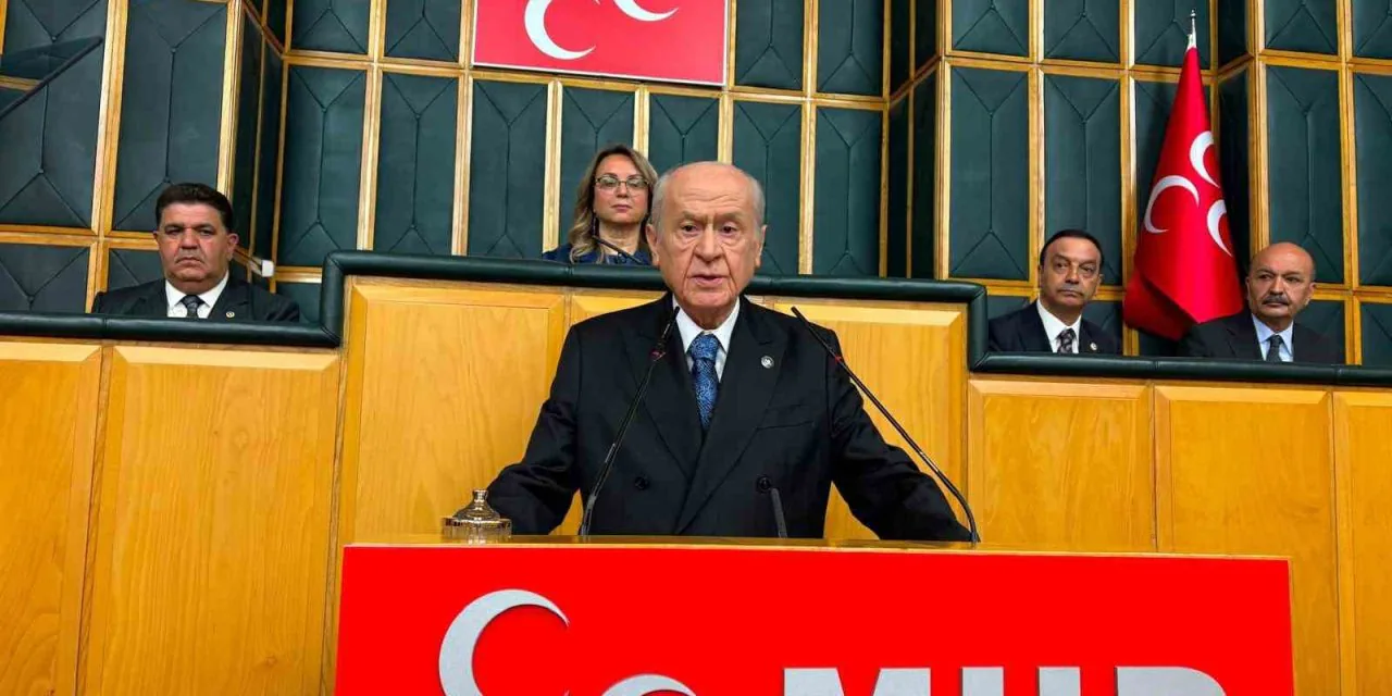 Devlet Bahçeli'den A Milli Takıma Özel Destek: 2026 Dünya Kupası Marşı Geliyor Devlet Bahçeli'den A Milli Takıma Özel Destek: 2026 Dünya Kupası Marşı Geliyor