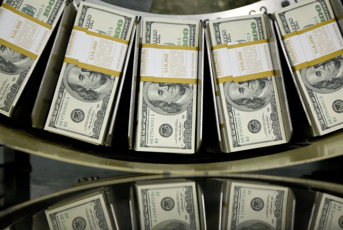 Hindistan Rupisi İçin Dev Destek: DBS Bank'ten 40 Milyar Dolarlık Swap Öngörüsü Hindistan Rupisi İçin Dev Destek: DBS Bank'ten 40 Milyar Dolarlık Swap Öngörüsü