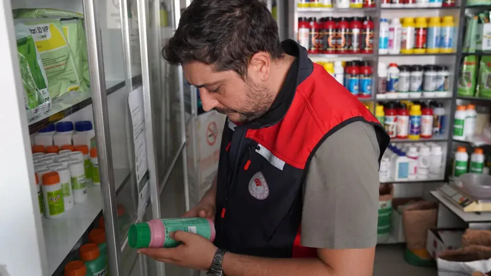 Çankırı'da tarım ilaçları denetimi: Reçete sistemi ve depolama şartları kontrol edildi görseli