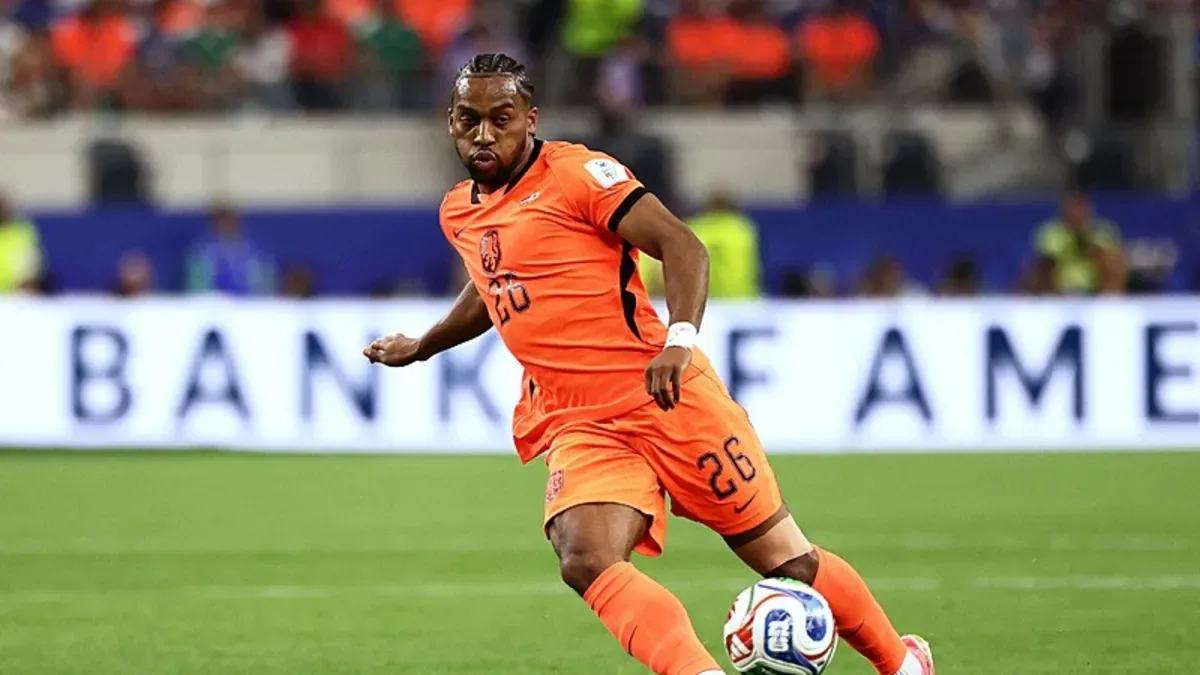 Beşiktaş'ın Transfer Hedefinde Quinten Timber Var: Marsilya ile Görüşmeler Başlıyor Beşiktaş'ın Transfer Hedefinde Quinten Timber Var: Marsilya ile Görüşmeler Başlıyor