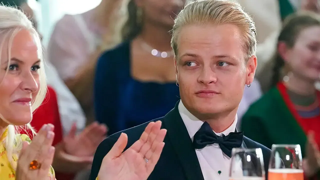 Norveç Kraliyet Ailesi'nde Kritik Dönem: Sağlık Sorunları ve Gelecek Planları Norveç Kraliyet Ailesi'nde Kritik Dönem: Sağlık Sorunları ve Gelecek Planları