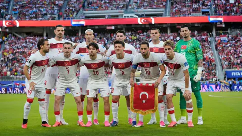 A Milli Takım'ın İtalya Sınavı: Bursa'da Tarih Yazılacak mı?