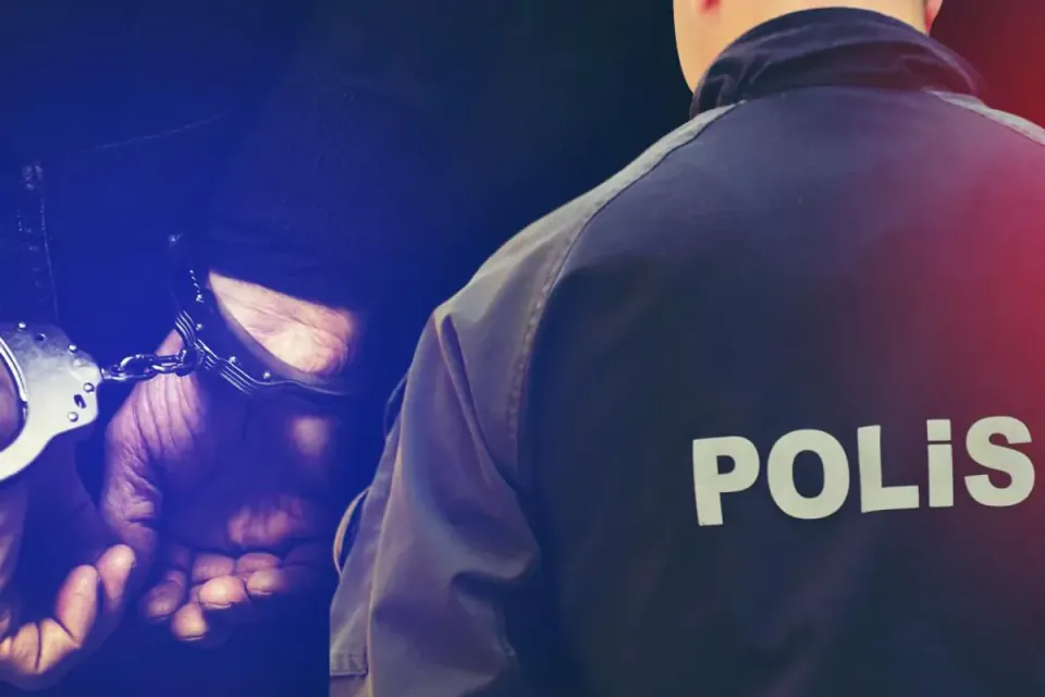İstanbul'da FETÖ operasyonu: 10 yıldır aranan 3 firari yakalandı görseli
