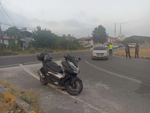 Kastamonu'da Motosiklet ve Otomobil Çarpıştı: Özcan Durmaz Yaşam Savaşı Veriyor