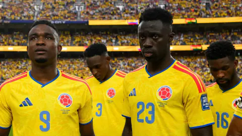 Galatasaray'da Savunma Hattı Planı: Davinson Sanchez'in Partneri Lucumi İçin Temas Var