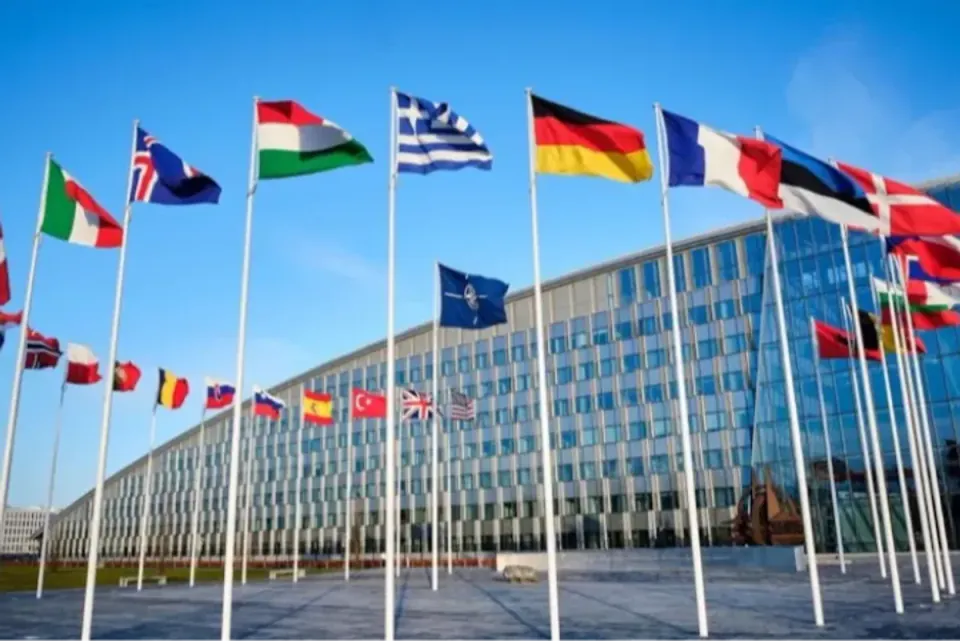 NATO'dan Dev Savunma Hamlesi: Türkiye Dahil 9 Ülke Ortak Banka Kuruyor görseli