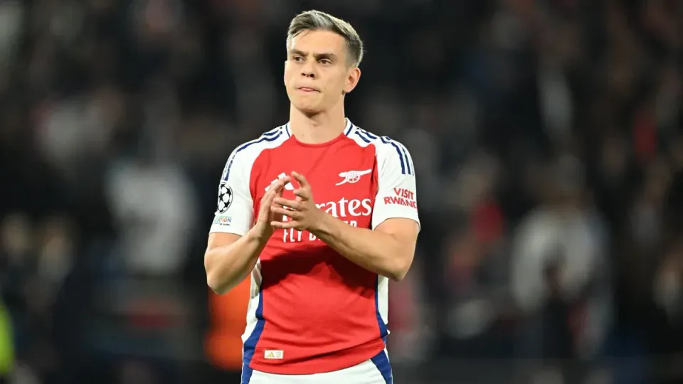 Beşiktaş'ta Leandro Trossard Operasyonu: Arsenal ile Görüşmeler Sürüyor görseli