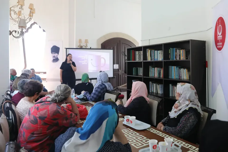 Keçiören'de Aile İçi İletişimi Güçlendiren Seminer Düzenlendi görseli