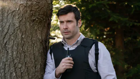 ITV'nin Yeni Polisiye Dizisi 'The Dark' İzleyicileri Ekran Başına Kilitledi
