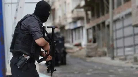 Sultanbeyli'de IŞİD'li terörist Berkan Ç. etkisiz hale getirildi, 1 vatandaş yaralandı