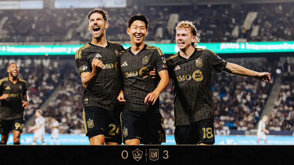 LAFC, LA Galaxy'i 3-0'lik Net Skorla Devirdi görseli