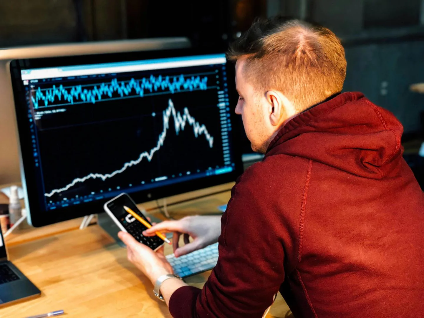 Bitcoin'de Sert Düşüşe Dair Kritik Sinyal: Piyasa Dip Noktasına mı Yaklaşıyor? Bitcoin'de Sert Düşüşe Dair Kritik Sinyal: Piyasa Dip Noktasına mı Yaklaşıyor?
