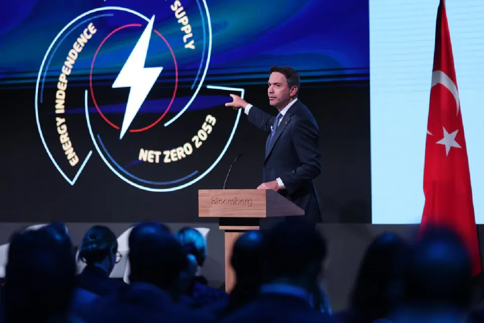 Enerjide 200 Milyar Dolarlık Dönüşüm: Türkiye'nin 2035 Nükleer ve Yeşil Vizyonu görseli