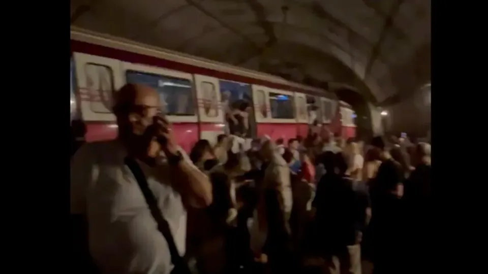 Kadıköy-Sabiha Gökçen Metro Hattı'nda Kaza: Bostancı'da Raydan Çıktı görseli