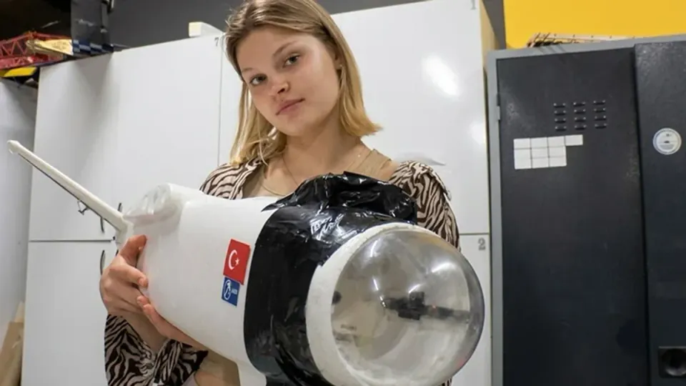 Rusyalı Ekaterina Türkiye'de Okudu: Geliştirdiği İHA Sistemiyle Dünya Üçüncüsü Oldu görseli