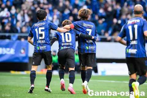 RB Salzburg Hazırlık Kampında Gamba Osaka'yı Ağırladı