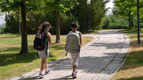 Okul çantası ağırlığı: Çocuğun vücut ağırlığının %10'unu geçmemeli, uzmanlar uyardı