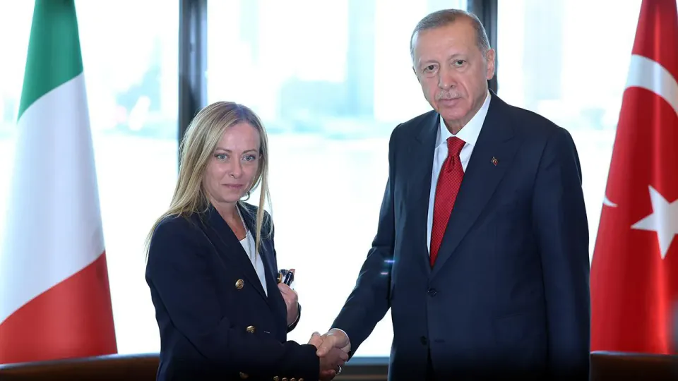 Cumhurbaşkanı Erdoğan ve Başbakan Meloni Arasında Kritik Görüşme görseli