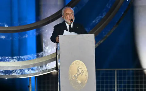 Napoli 100 Yaşında: De Laurentiis'ten Gelecek Vizyonu ve 'Mavi Gece' Kutlamaları