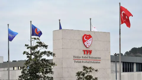 Süper Lig 2026-2027 Yabancı Kuralında Kriz: TFF'den '10+4' Resti
