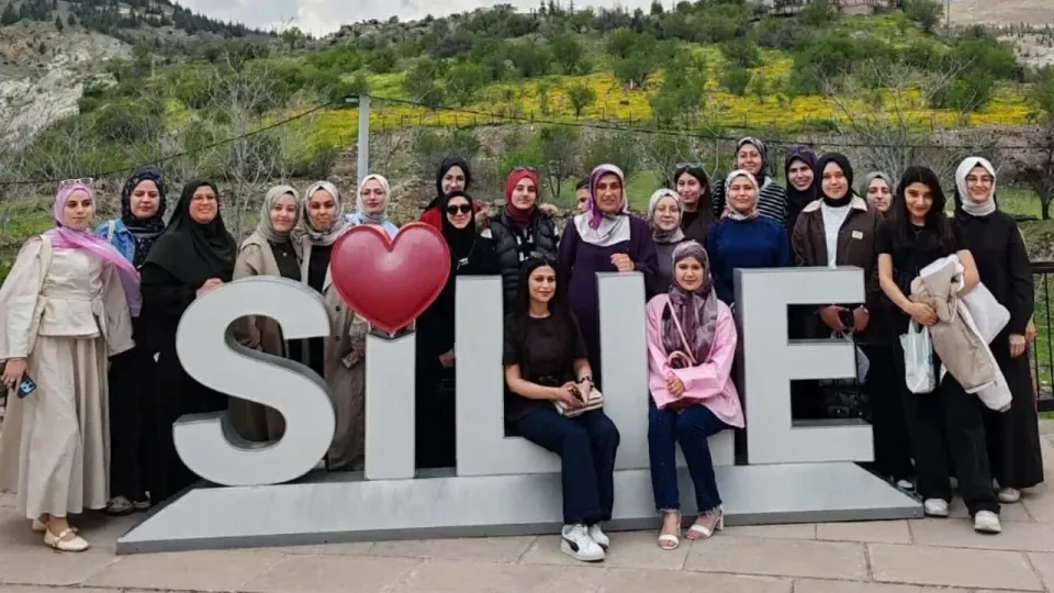 Çankırı'dan Konya'ya Manevi ve Kültürel Gezi Düzenlendi görseli