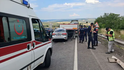 Karabük-Gerede Karayolunda Feci Kaza: 1 Ölü, 8 Yaralı