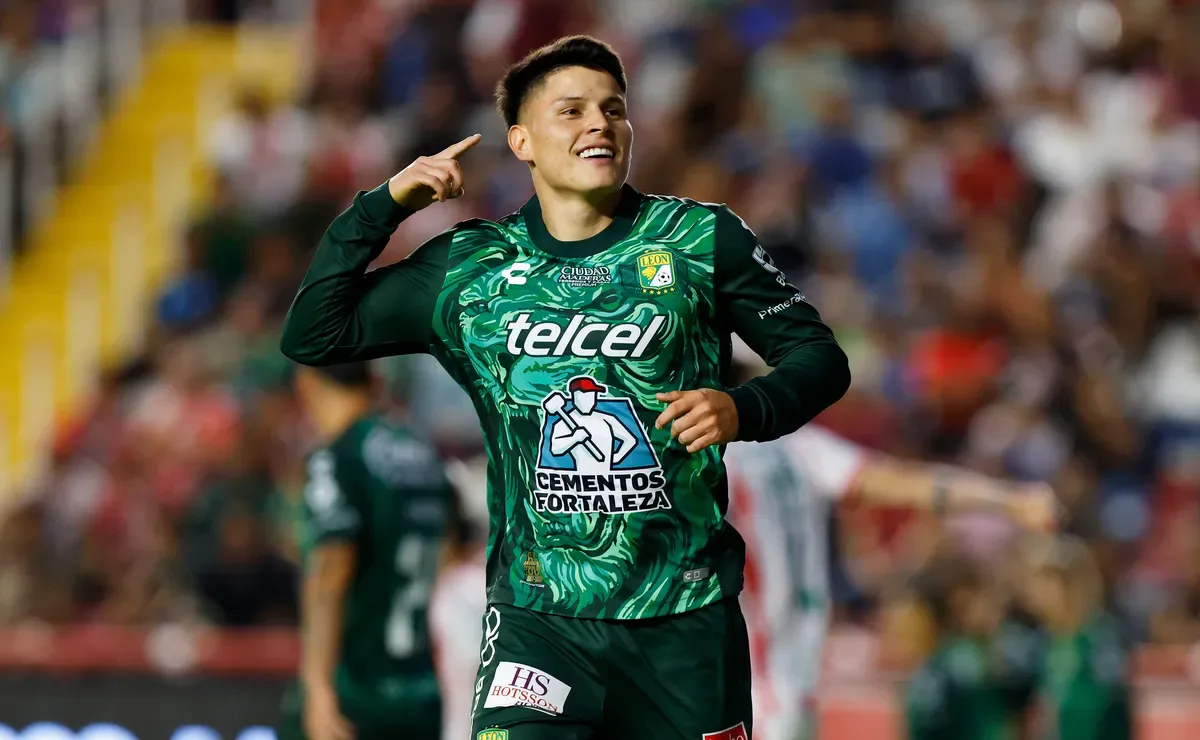 León visita a Puebla con alineación confirmada: Arcila al banco y Cambindo de '9' León visita a Puebla con alineación confirmada: Arcila al banco y Cambindo de '9'