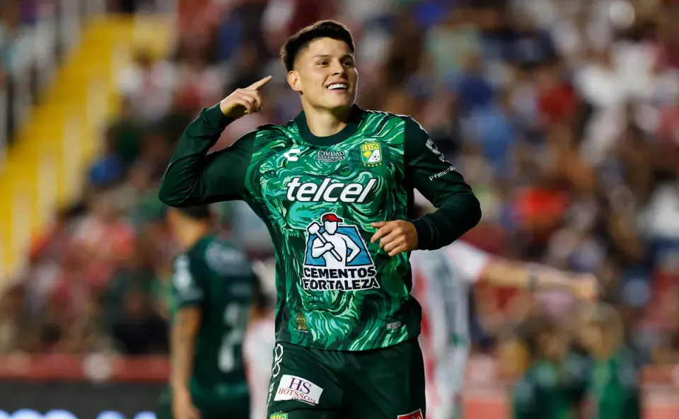 León visita a Puebla con alineación confirmada: Arcila al banco y Cambindo de '9' görseli