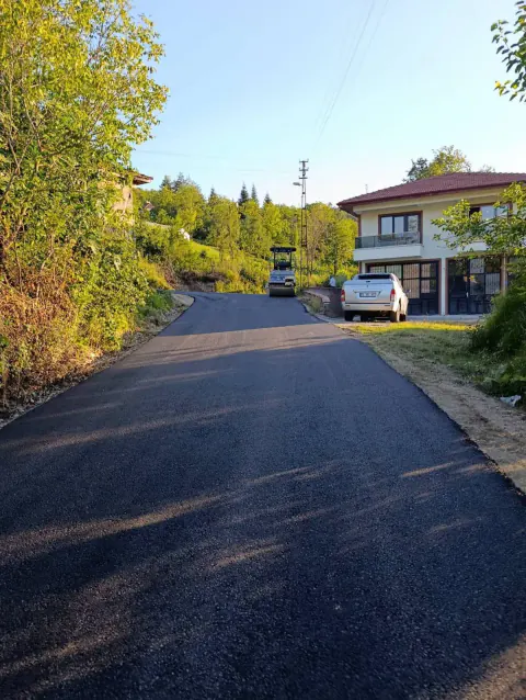Bartın'da Kızıllar Köyü Yolu Sıcak Asfalta Kavuştu