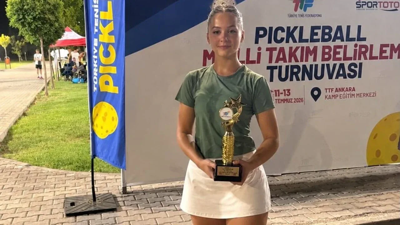 Ürkmezli Satı Gül Özel, Pickleball Milli Takımına Seçildi Ürkmezli Satı Gül Özel, Pickleball Milli Takımına Seçildi