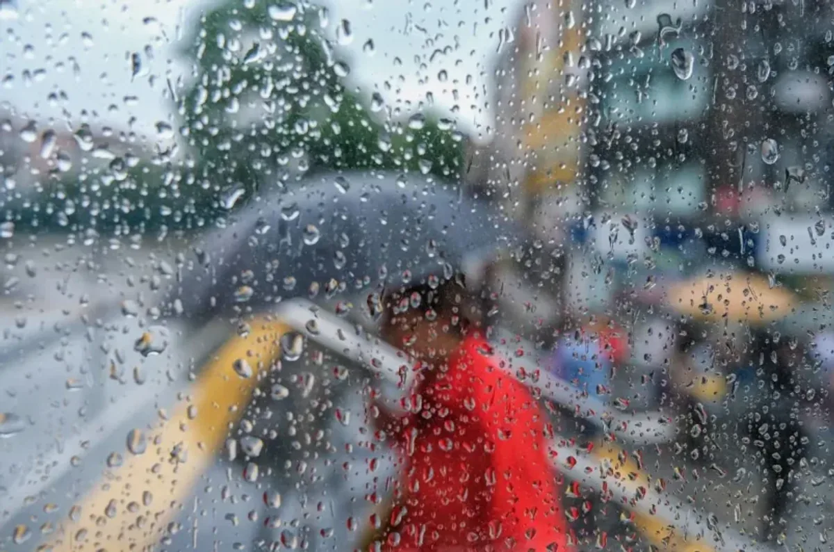 Meteorolojik Uyarı: Şiddetli Fırtına ve Sağanak Yağış Riski Meteorolojik Uyarı: Şiddetli Fırtına ve Sağanak Yağış Riski