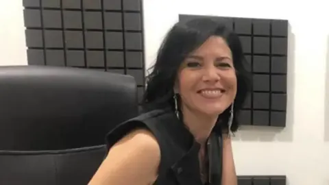 Gazeteci Oya Lale Arslan tutuklandı: Terör propagandası ve halkı yanıltma suçlaması