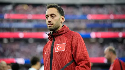 Kaptan Hakan Çalhanoğlu'ndan Dünya Kupası sonrası ilk açıklama: Sorumluluk bende