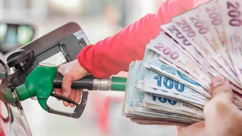 Gaziantep'te motorin 100 TL'yi kırdı: Litresi 102,40 TL oldu görseli