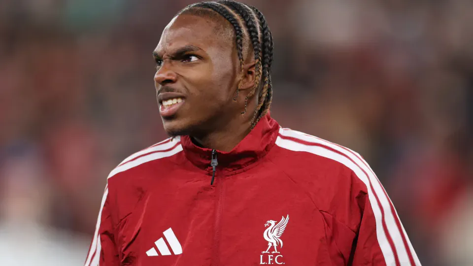 Liverpool'de Jacquet Olayı: Fanlar Arabasını Durdurdu, Sosyal Medya Savundu görseli