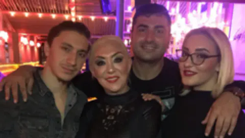 Güllü cinayet davasında kız Tuğyan Ülkem Gülter'e ağırlaştırılmış müebbet hapis cezası
