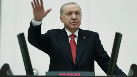 Antalya Büyükşehir'de AK Parti hamlesi: Başkanvekili Büşra Özdemir kasımda geçiyor