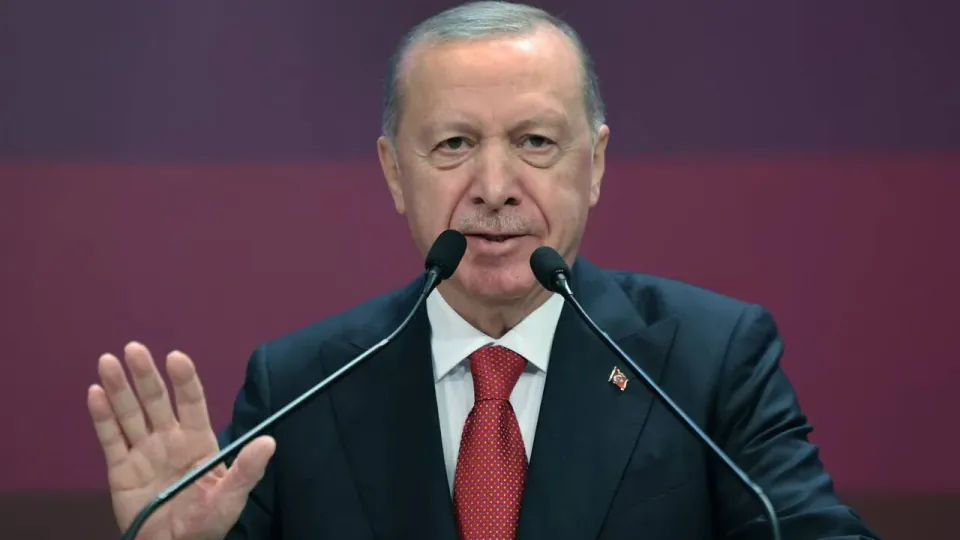 Cumhurbaşkanı Erdoğan: Fon soruşturmasında yol haritası belli, 'Kimsenin hakkı yedirilmeyecek' görseli