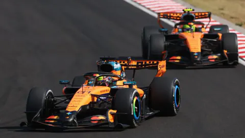 F1 Macaristan GP'de McLaren Dominasyonu: Oscar Piastri Lando Norris'i Önde Tutuyor