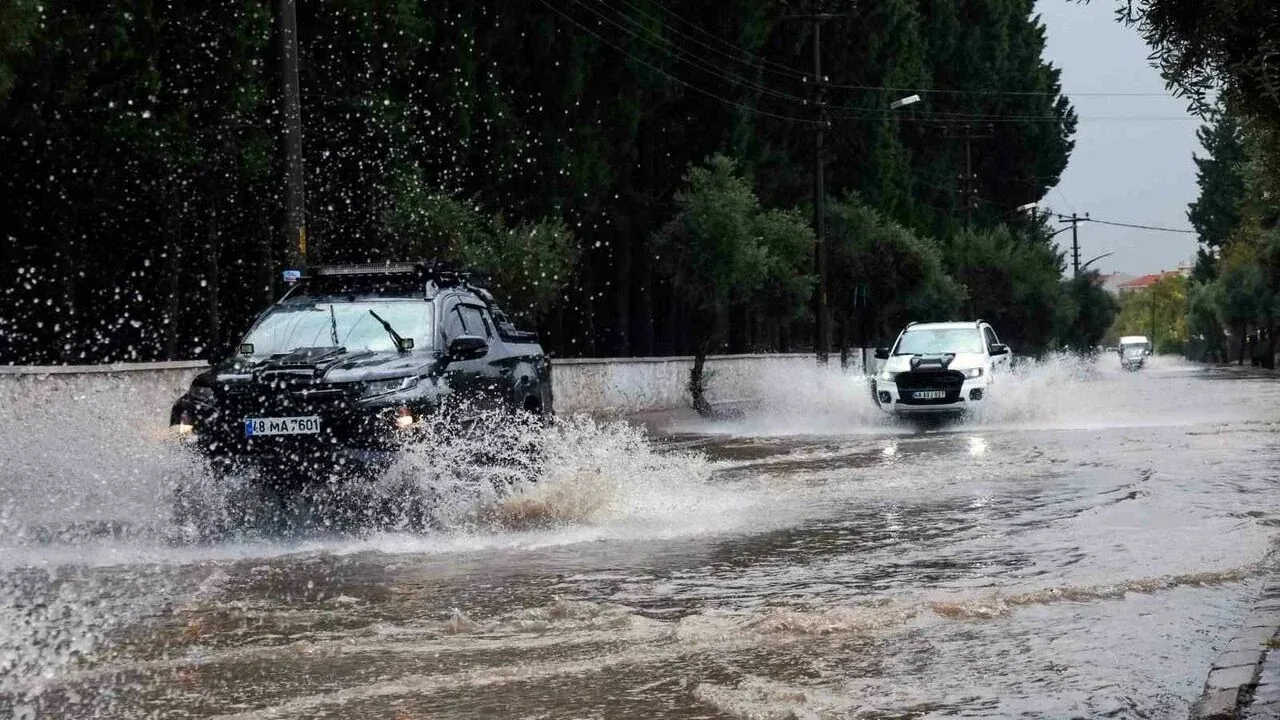 Fethiye'de Hava Durumu Alarmı: 18 Haziran'da Kuvvetli Yağış Bekleniyor