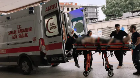 İnegöl'de banyoda fenalaşan genç hastanede hayatını kaybetti