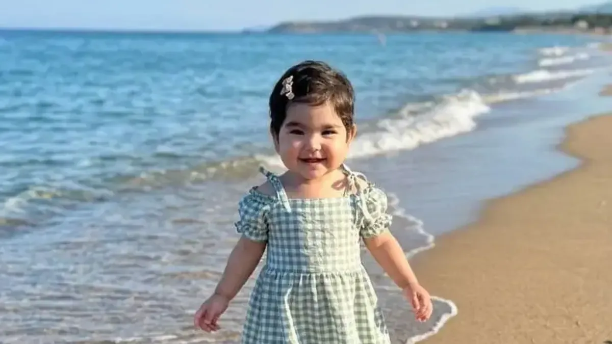 İstanbul'da Nadir Vakaya Başarı: Kırgız Bebek 10 Saatlik Ameliyatla Hayata Bağlandı İstanbul'da Nadir Vakaya Başarı: Kırgız Bebek 10 Saatlik Ameliyatla Hayata Bağlandı