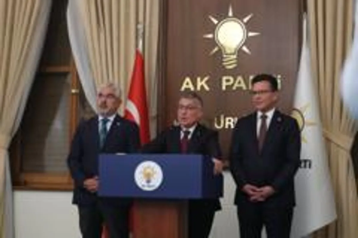 AK Parti'nden tasfiye fon yatırımcılarına 1 milyon lira ödeme teklifi Meclis'e geldi AK Parti'nden tasfiye fon yatırımcılarına 1 milyon lira ödeme teklifi Meclis'e geldi