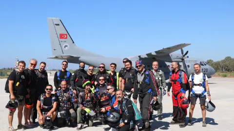 Selçuk'ta THK Havacılık Festivali başladı: Gökyüzü şöleni iki gün sürecek