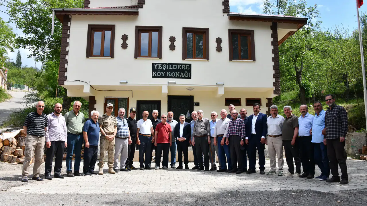 Vali Cevdet Atay Gümüşhane Yeşildere Köyü'nde Vatandaşlarla Buluştu Vali Cevdet Atay Gümüşhane Yeşildere Köyü'nde Vatandaşlarla Buluştu