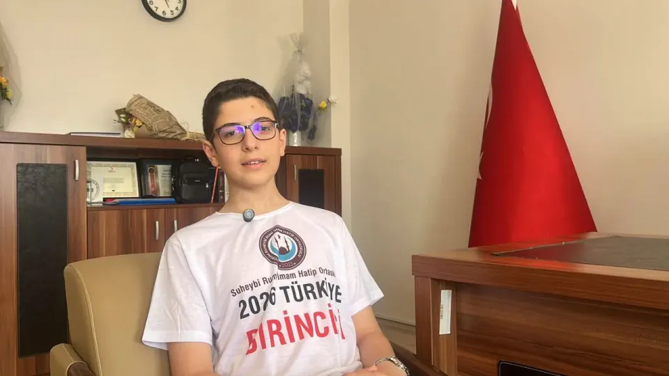 Çorumlu Bertuğ Yelmenoğlu LGS'de Tüm Soruları Doğru Cevaplayarak Türkiye Birincisi Oldu görseli