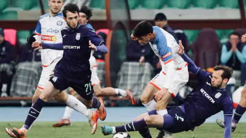 Ufa ve KAMAZ Arasında Kritik Lig Pari Maçı Başlıyor