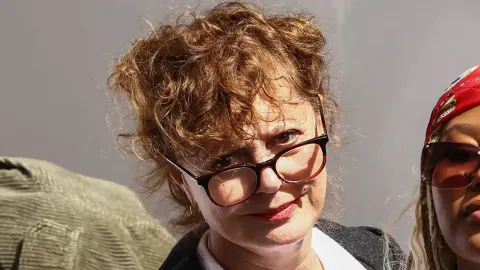 Susan Sarandon BM önünde gözaltına alındı: 100 gösterici polis karakoluna götürüldü