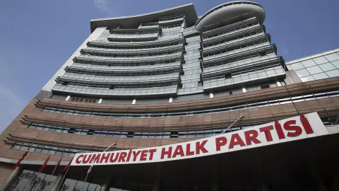 CHP'de 5 İl Başkanlığı Feshedildi: 6 İsim Disipline Sevk Edildi