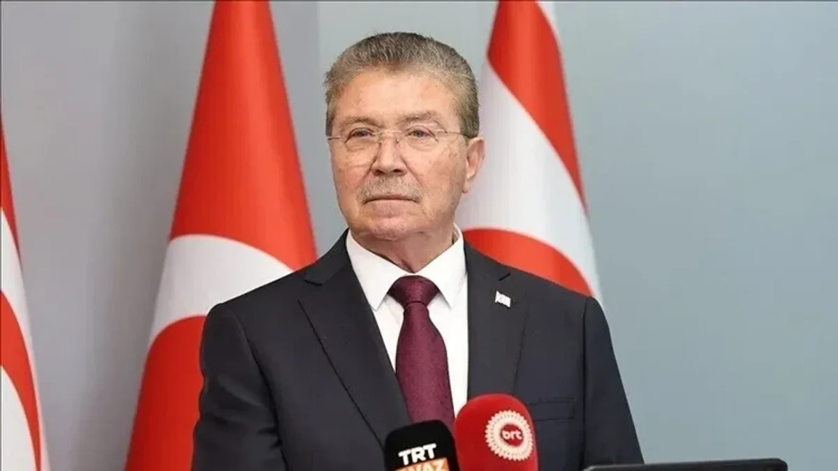 KKTC Başbakanı Üstel'den GKRY'ye Enerji ve Su Yanıtı: 'Size de Su Verebiliriz' KKTC Başbakanı Üstel'den GKRY'ye Enerji ve Su Yanıtı: 'Size de Su Verebiliriz'